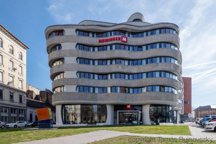 Meininger Hotel - Csarnoktér