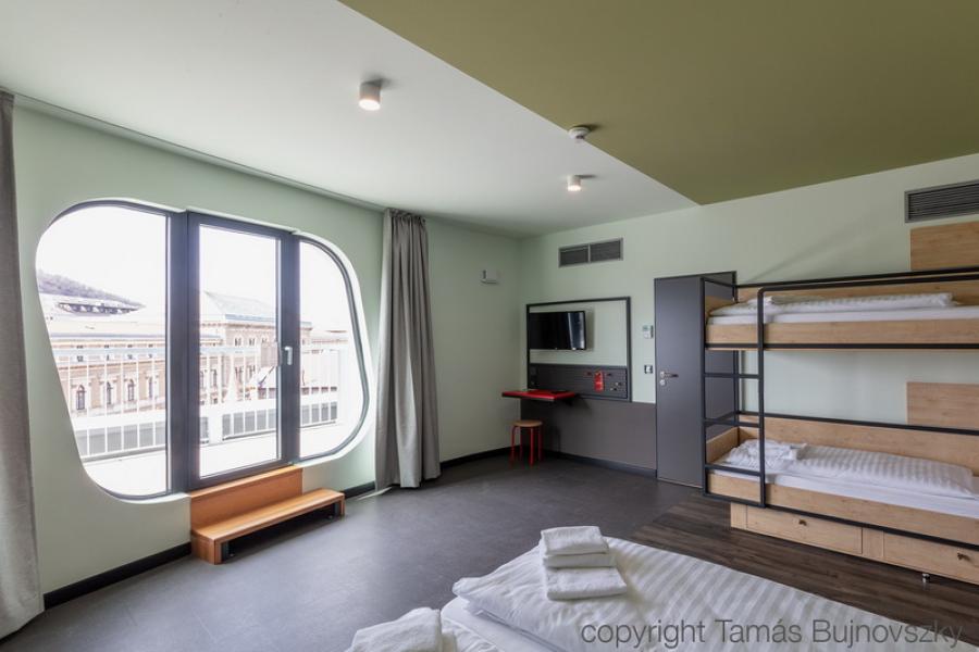 Meininger Hotel - Csarnoktér