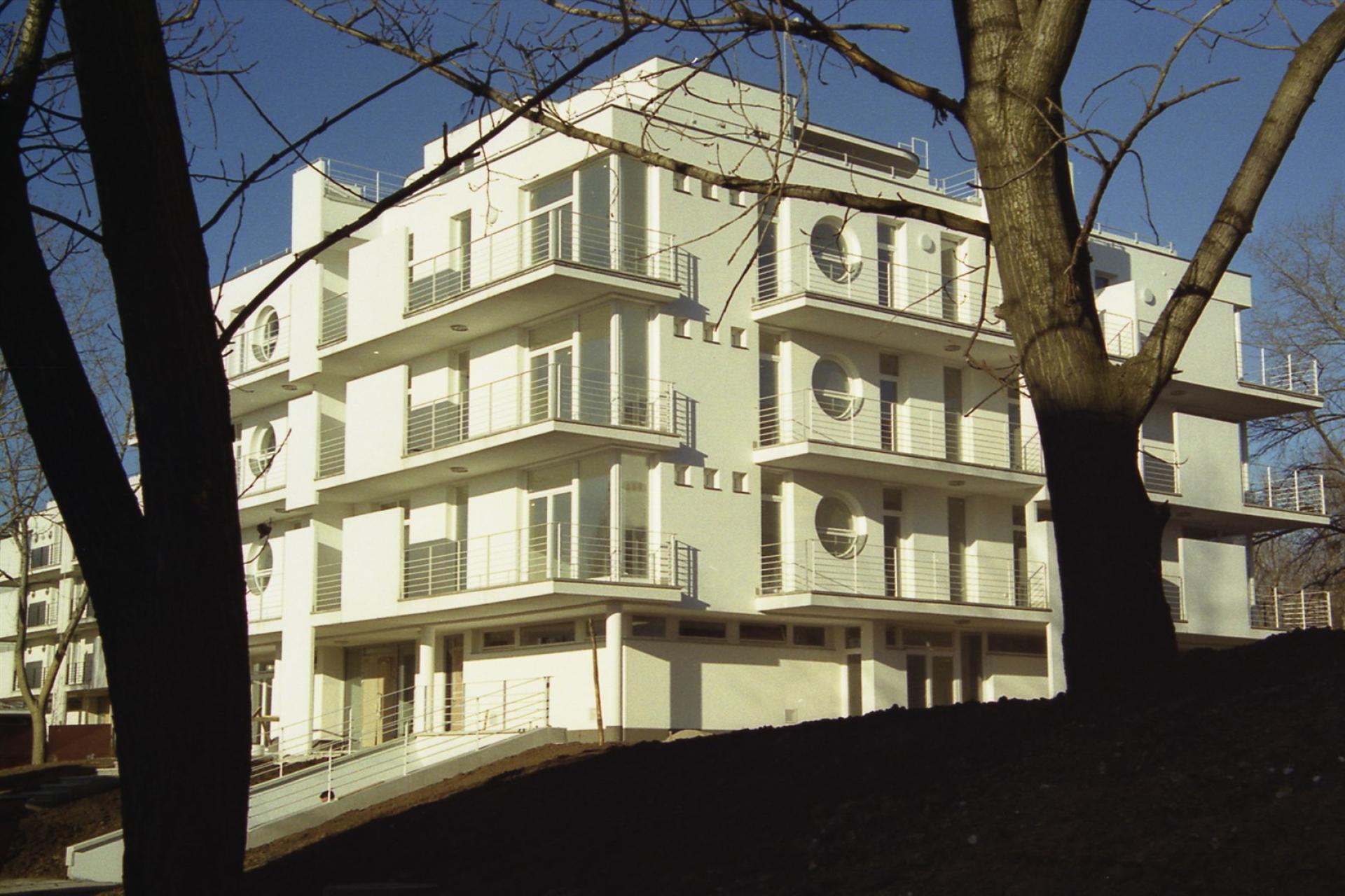 Beregszasz út Új-BAUHAUS Lakópark